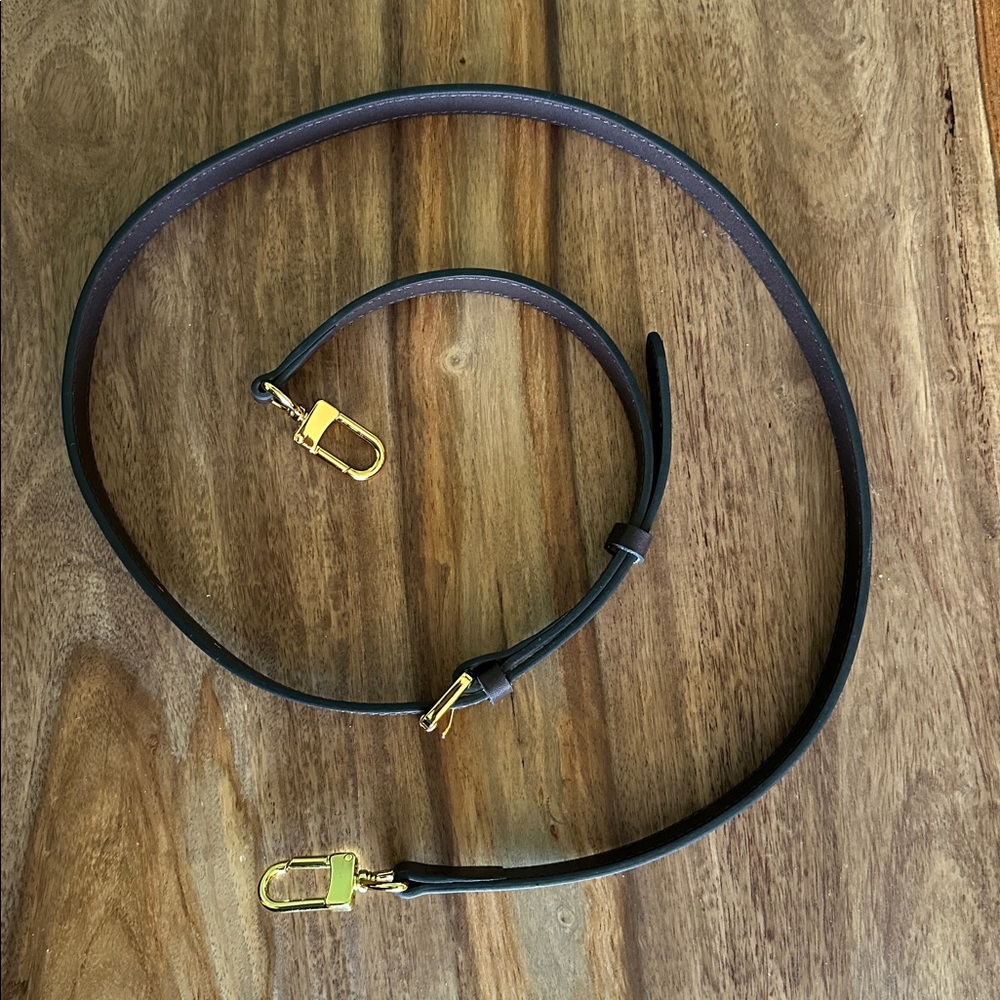 Elegant Coffee Brown Leather Strap with Gold Hardware for purse - Picture 4 of 11